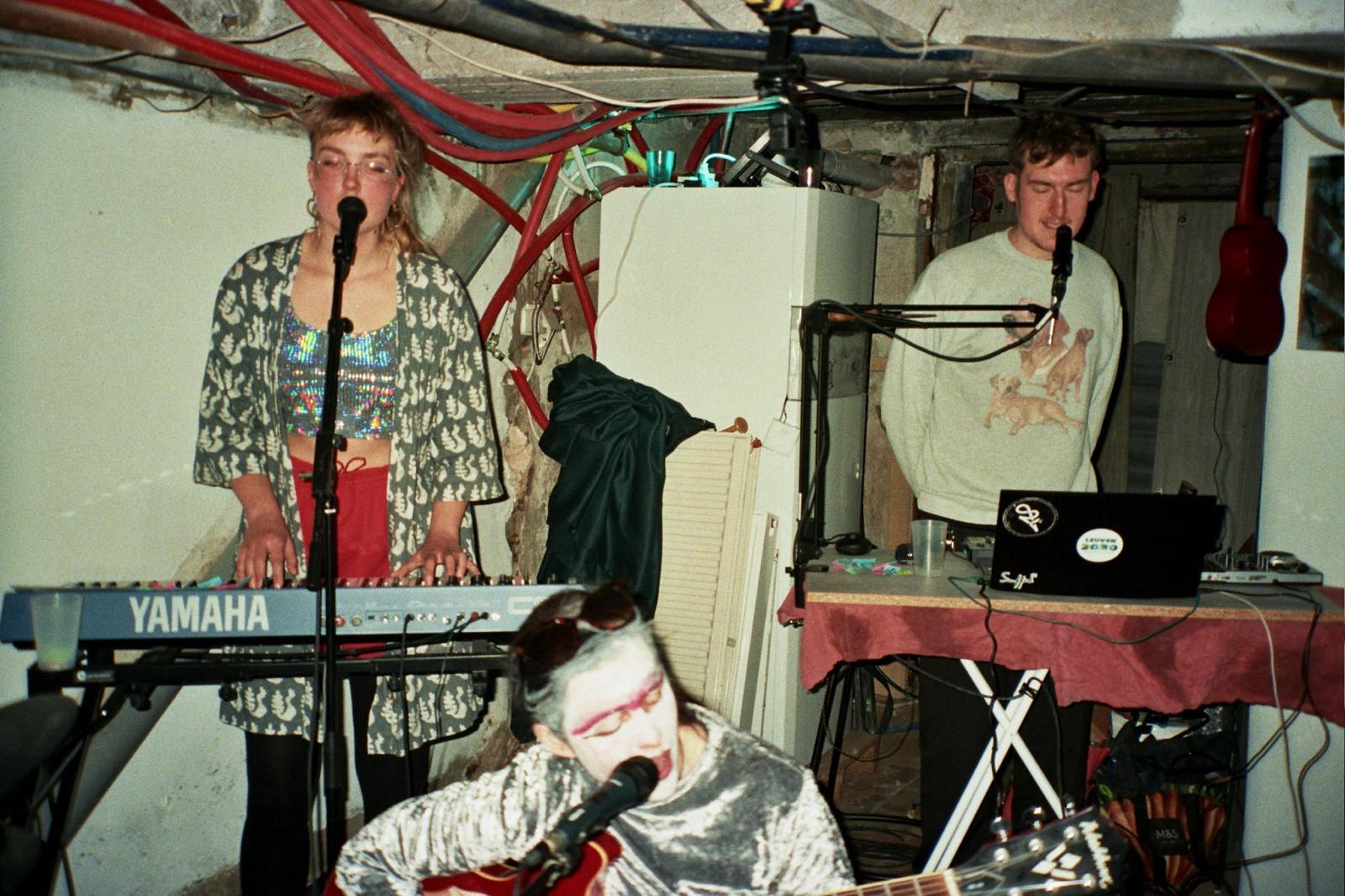 LES FRICHES | Festival Ateliers