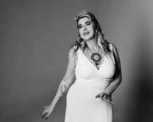 AMPARO SÁNCHEZ feat. Raly Barrionuevo |  Musique